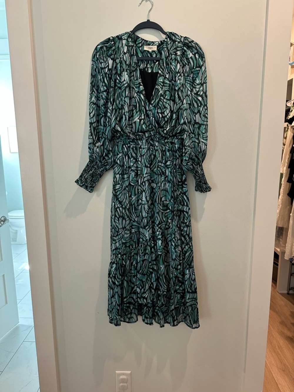 SUNCOO Teal and Black Printed Long Sleeve Midi Dress